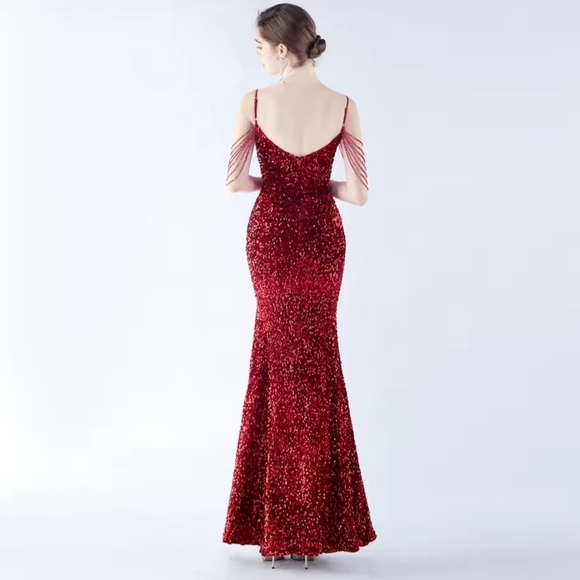 Red Sequin Backless Gown with Sweetheart Neckline - Picture 7 of 12